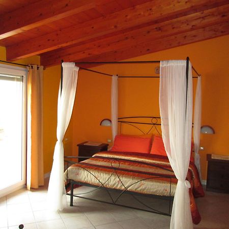 B&B Le Terrazze Isola Di S. Antioco SantʼAntìoco Exterior foto